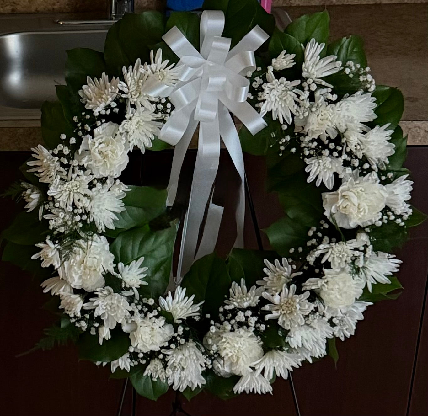 Small Open Round Standing Spray - All White – L & G FLOWER SHOP, Las Vegas NV