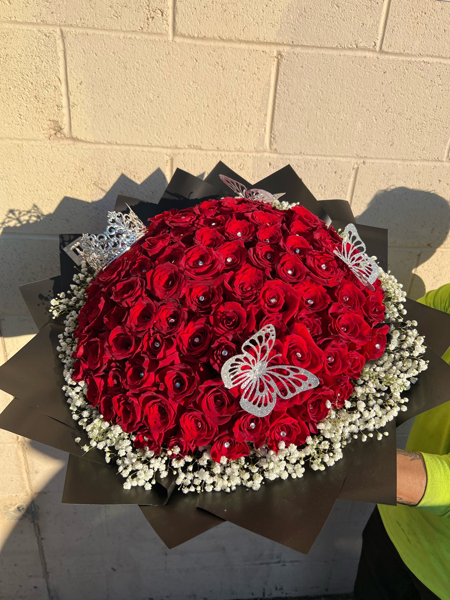 100 Rose Ramo Buchon – L & G FLOWER SHOP, Las Vegas NV