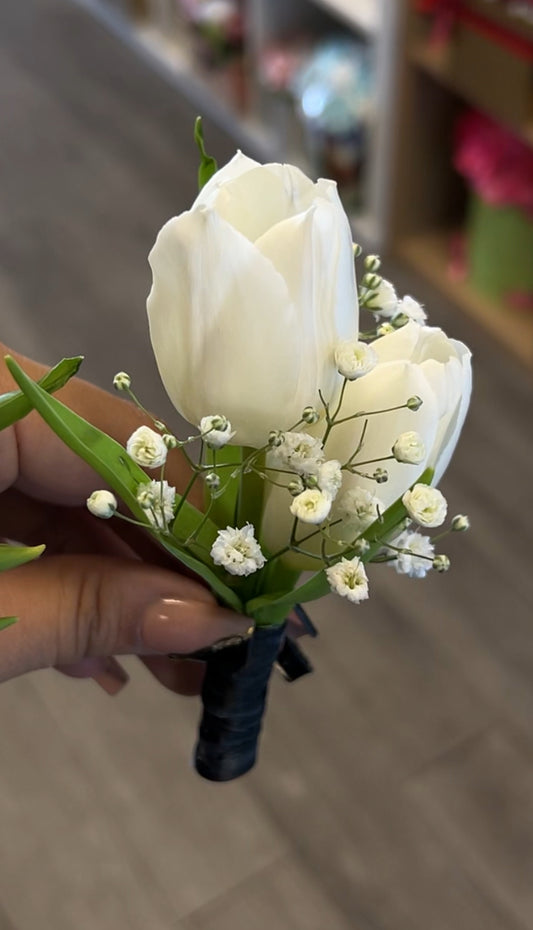 Tulip Boutonniere