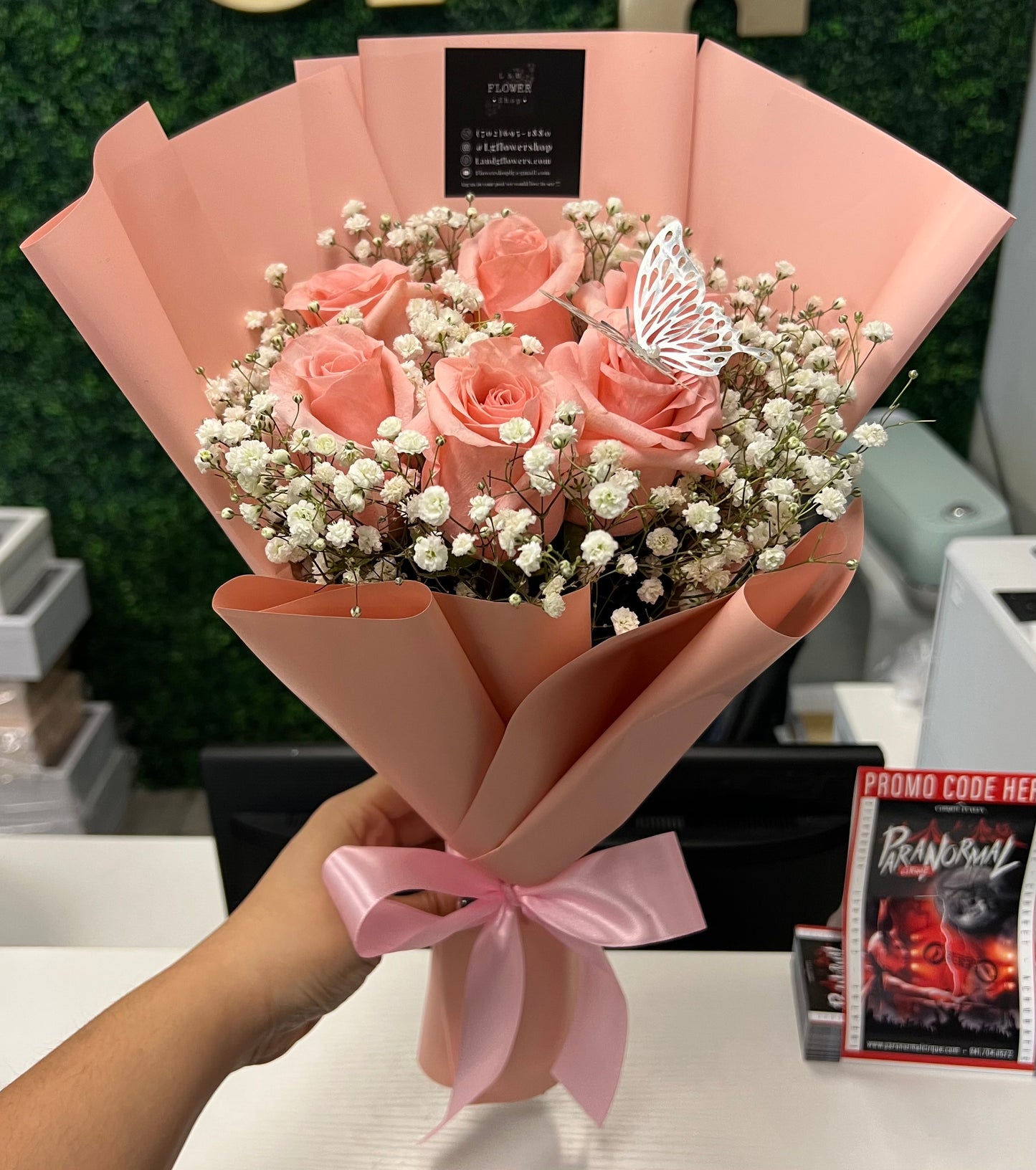 6 Pink rose mini bouquet